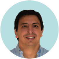 Cirujano Bucal y Maxilofacial.